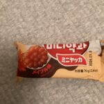 ミニヤッカ　メイプル味 ダイソー 味が気になり購入。